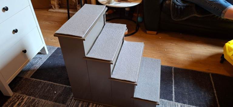 Pawhut 4 stepped wooden pet steps