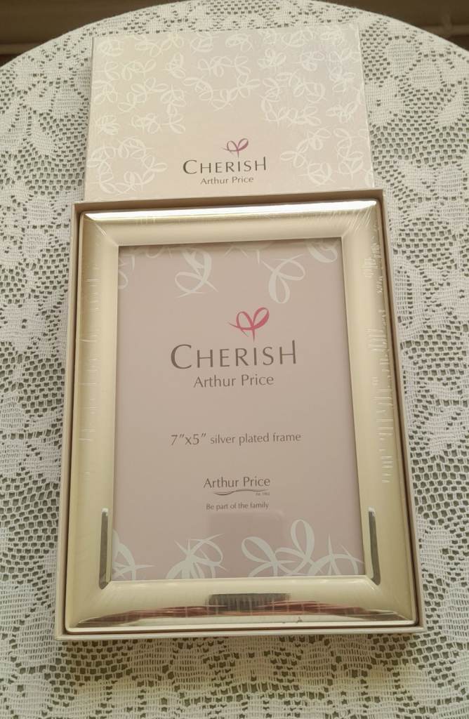 Silver plated Photo Frame, new and still in box.