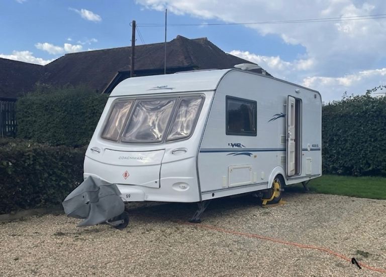 2006 Coachman 460/2 VIP Caravan