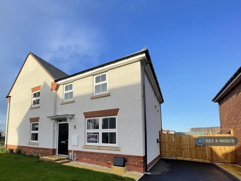 3 bedroom house in Jones Grove, Upper Lighthorne, Leamington Spa, CV33 (3 bed) (#1669376)