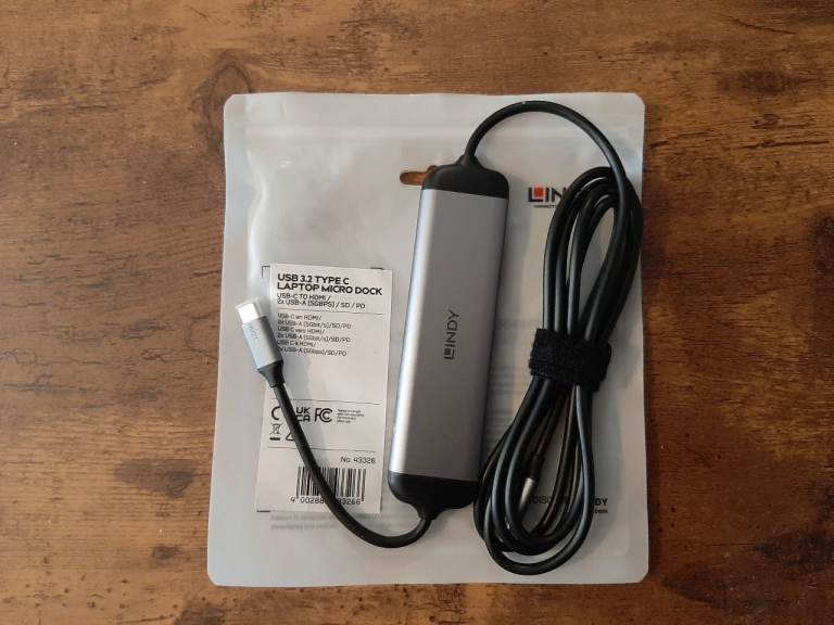 Brand New Lindy PC / Laptop / Tablet Docking Station With Pass-Through Charging
