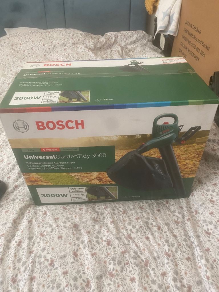 Bosch garden tidy 3000 garden blower/vaccuum BRAND NEW BOXED
