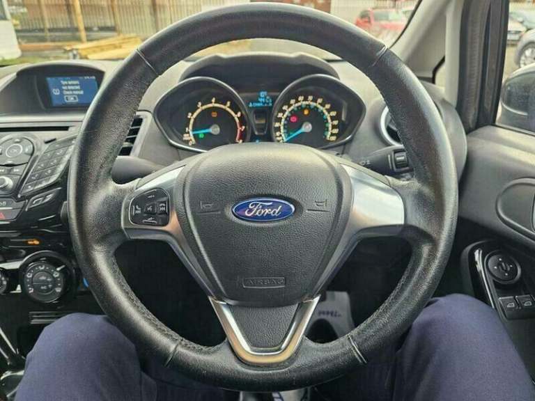2015 Ford Fiesta 1.25 Zetec Euro 6 3dr HATCHBACK Petrol Manual