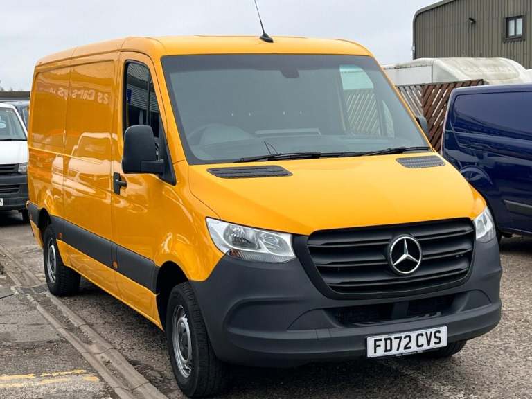 2023 Mercedes-Benz Sprinter 3.5t H2 Progressive Van PANEL VAN DIESEL Manual