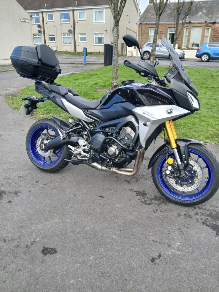 Tracer 900 GT, fantastic condition,factory Akropovic.