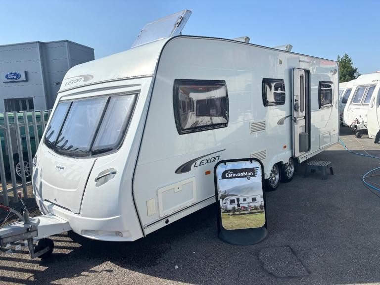 LUNAR LEXON 640 6 berth 4 x bunks ! 