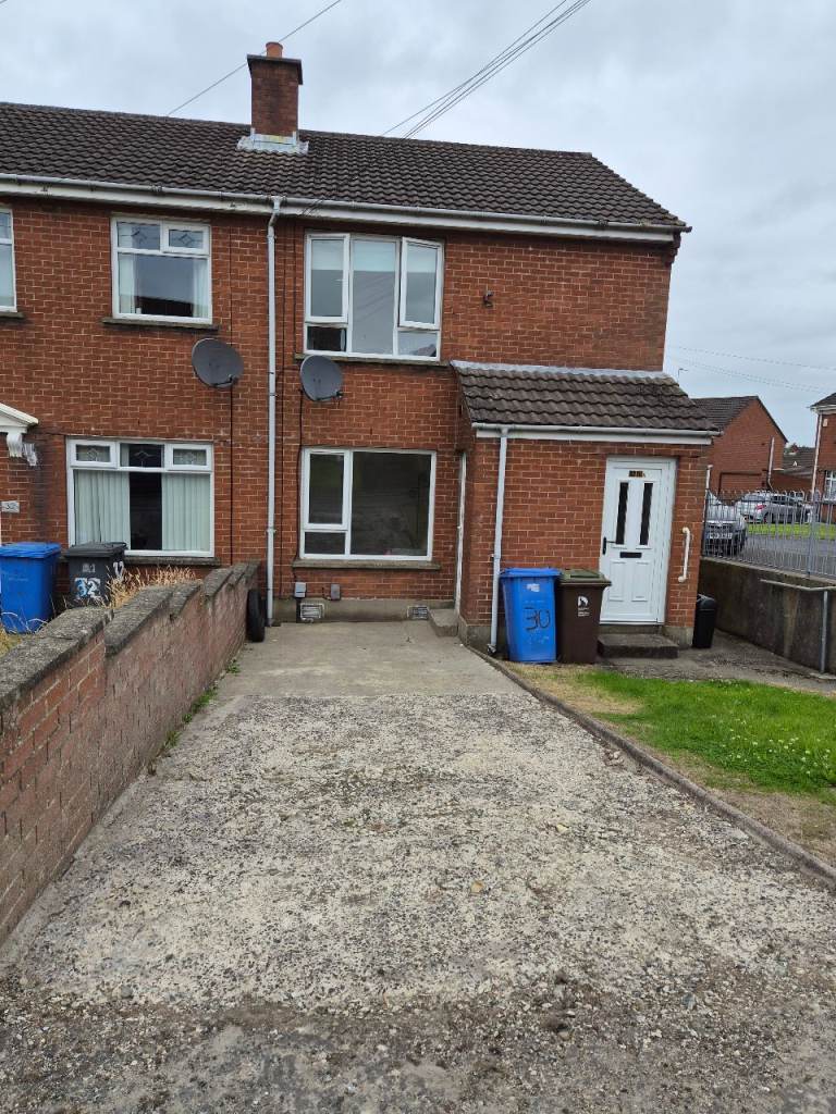 One bedroom one bathroom house in Winchester Park, Londonderry