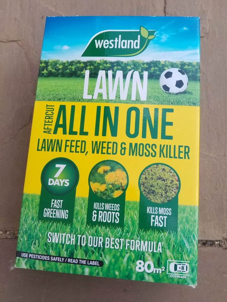 Westland Aftercut All In One Lawn Feed, Weed & Moss Killer