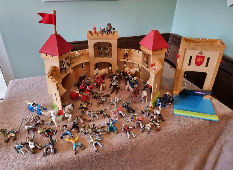Wooden Toy Castle with Knights and Horses