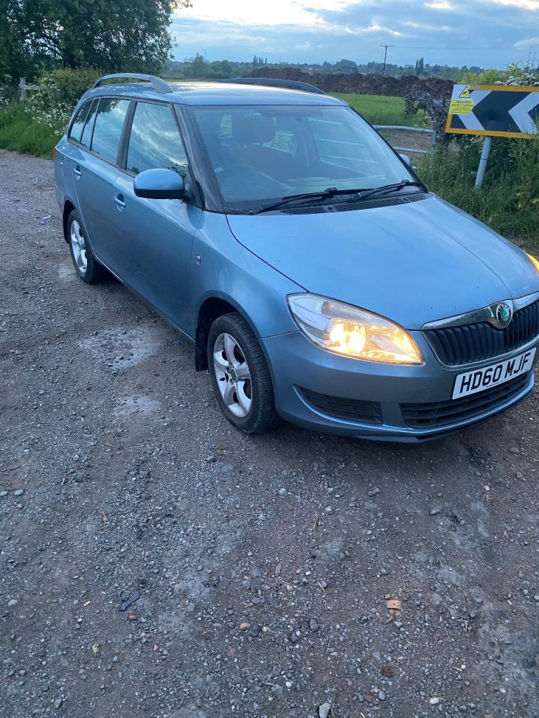 Skoda, FABIA, Estate, 2010, Manual, 1598 (cc), 5 doors