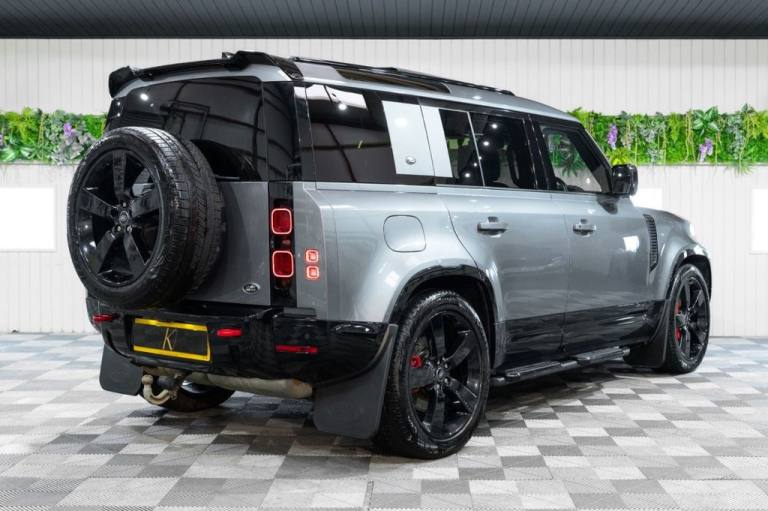 2021 Land Rover Defender 3.0 D300 MHEV X-Dynamic HSE SUV 5dr Diesel Auto 4WD Euro 6 (s/s) (300 ps...
