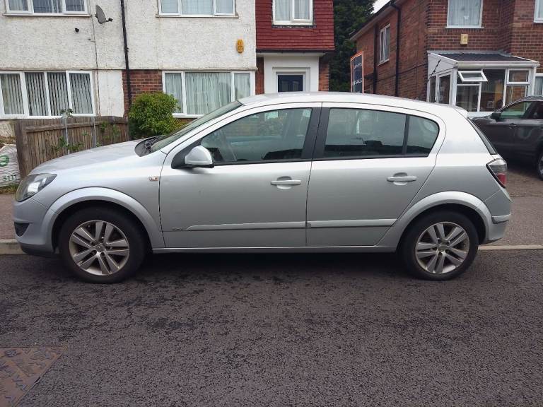Vauxhall ASTRA HATCHBACK 1.4i 16V SXi 5dr Petrol - Learner & New driver Cheap