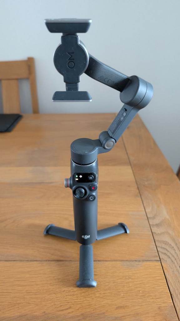 DJI Osmo Mobile 8 – Excellent Condition
