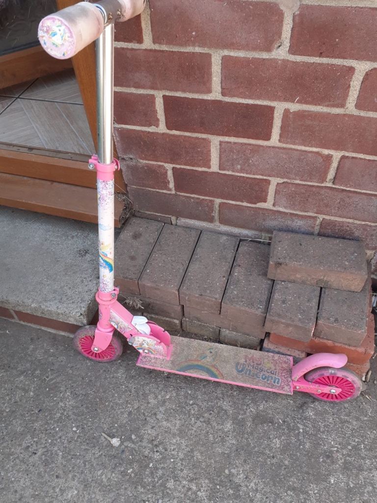 Free Pink Kids Scooter – Unicorn Design, Fair Condition