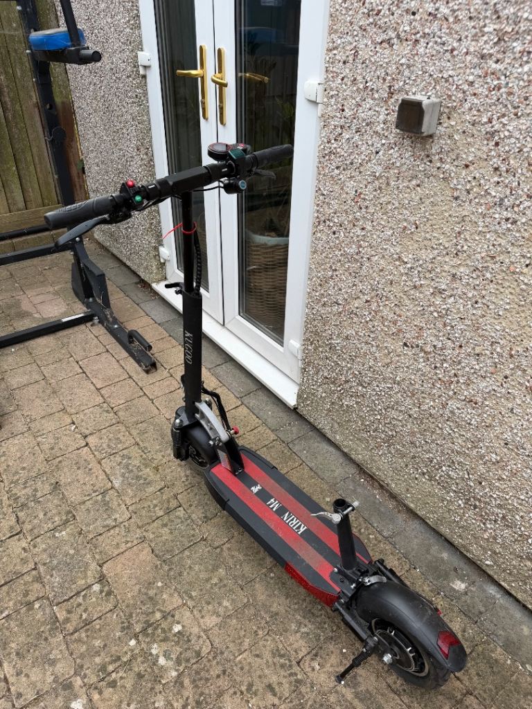 Kukirin M4 Electric Scooter (RRP £439)