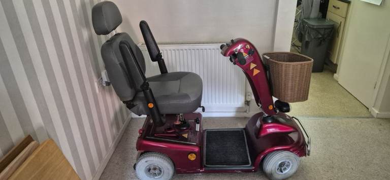 Electric scooter