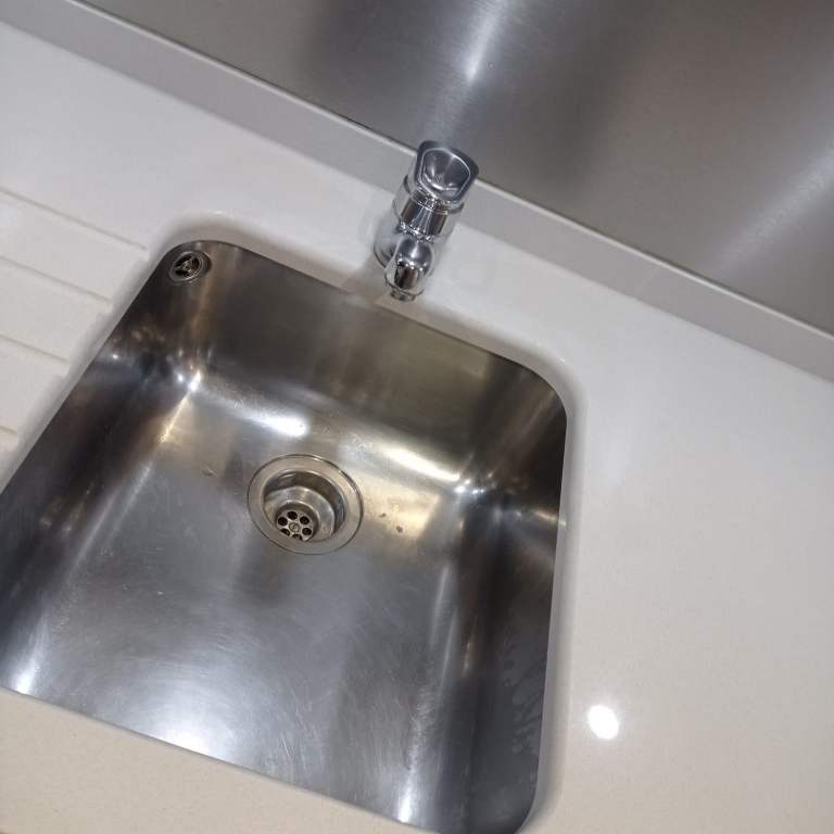 Cleaning and ironing services 