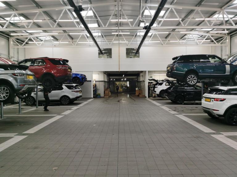 2025 Land Rover Defender 110 3.0 D250 MHEV X-Dynamic HSE Auto 4WD Euro 6 (s/s) 5dr SUV Automatic