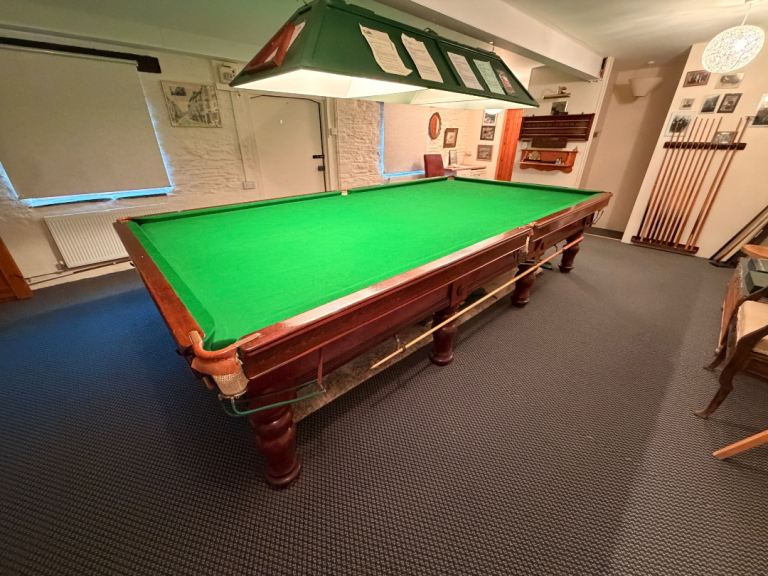 Full size snooker table - NOT free, all offers considered