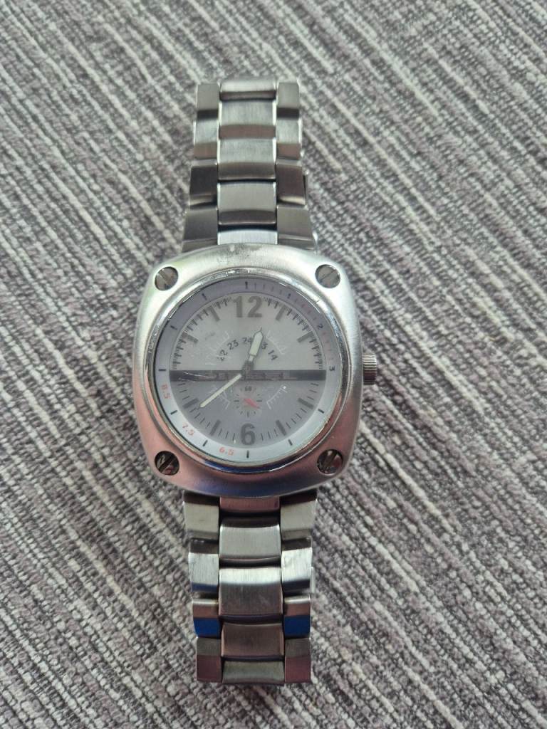 Diesel stainless steel braclet watch DZ 1201