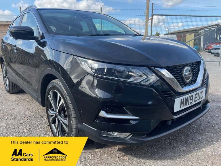 2019 Nissan Qashqai 1.3 DIG-T N-Connecta Euro 6 (s/s) 5dr HATCHBACK Petrol Manual