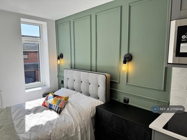 1 bedroom in Oxford Street, Stoke-On-Trent, ST4 (#2709244)