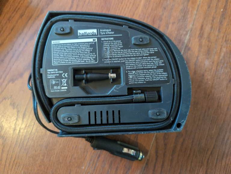 Halfords Car Tyre Inflator