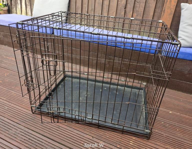 Medium Dog Crate 77Lx 60Hx55W £20