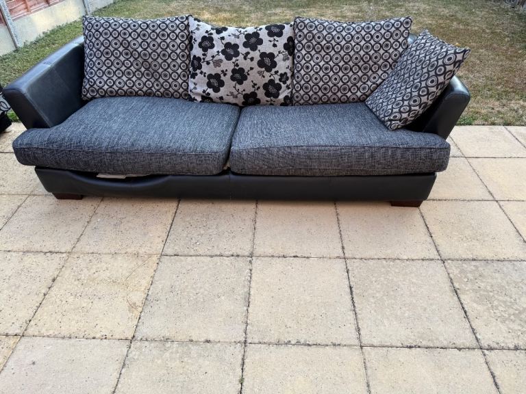 Sofa 