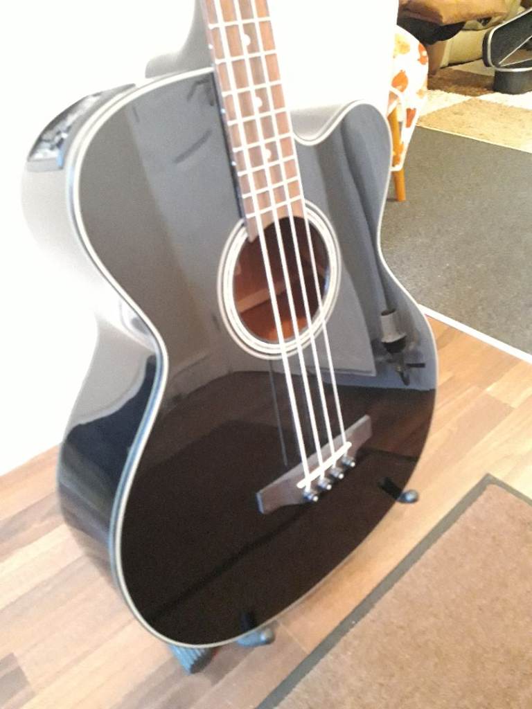 Takamine acoustic bass guitar GB30CE-BLK