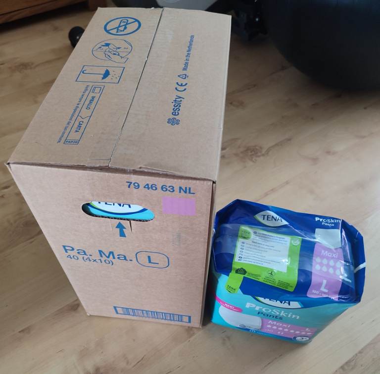 image for TENA BED UNDERPAD NORMAL 60 x 90 cm - CASE 4 PACKS OF 35 (140 PADS)