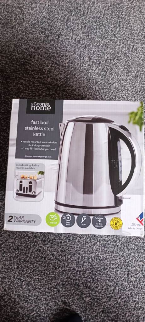Kettle new in box