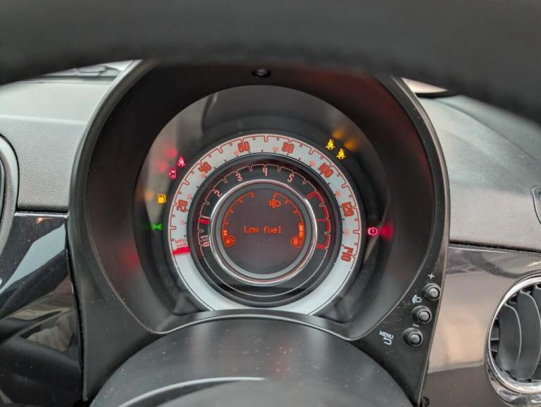 2023 Fiat 500 1.0 MHEV Dolcevita Hatchback 3dr Petrol Manual Euro 6 (s/s) (70 bhp) R PARK HATCHBA...