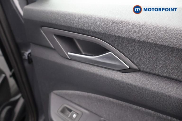 2022 Volkswagen Golf 1.5 TSI Life 5dr Hatchback Petrol Manual