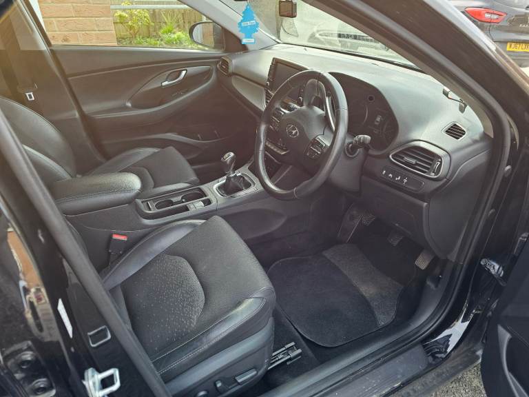 Hyundai I30 Premium 2017 1.6 CRDI