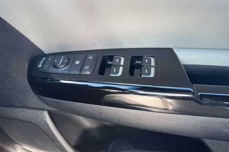 2022 Kia Sportage 1.6 CRDi MHEV GT-Line SUV 5dr Diesel Hybrid Manual Euro 6 (s/s) (134 bhp) SUV H...