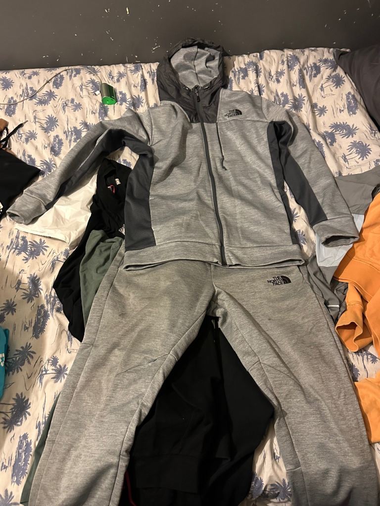 The North Face Grey Tracksuit – Hoodie and Joggers