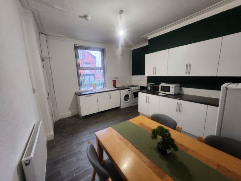 Rooms availabile for universal credit applicants 