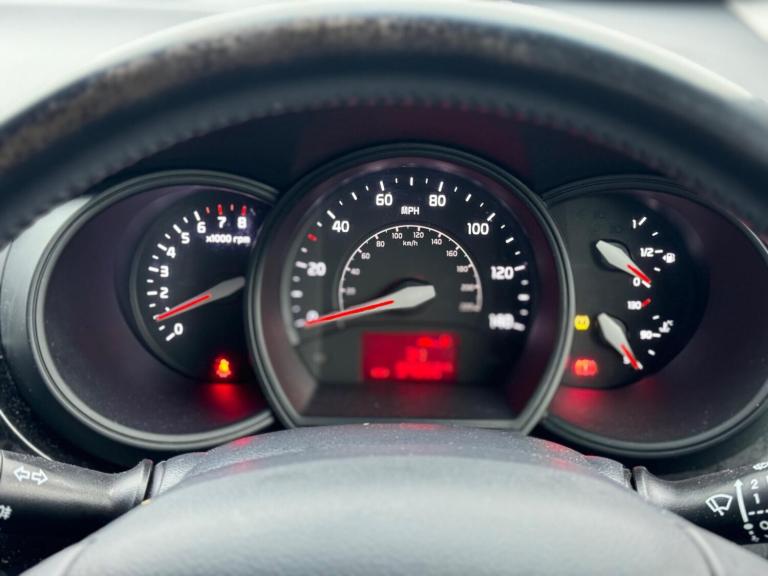 2015 Kia Rio 1.25 SR7 Euro 6 3dr HATCHBACK Petrol Manual