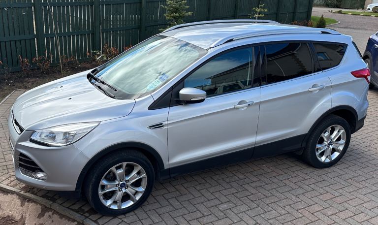 Ford, Kuga 2.0 TDCi Titanium 5dr Automatic Hatchback 4x4 AWD, Silver, low mileage 