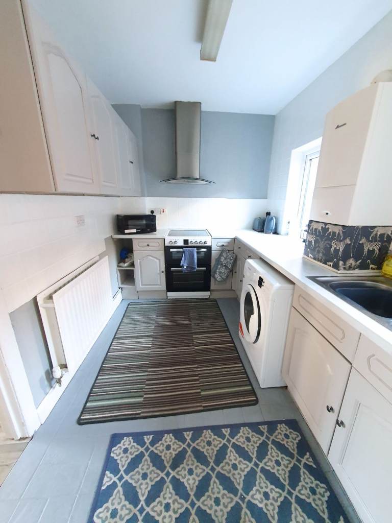 2 Bed House Short Term Serviced Monthly Temporary Accommodation Temp Includes Bills Rental Belfast