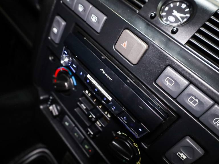 2014 Land Rover Defender XS Utility Wagon TDCi [2.2] PANEL VAN DIESEL Manual