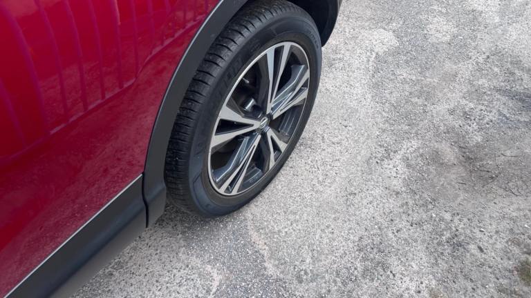 Nissan qashqai N1.5 dCi 115 N-Connecta 5dr 2 owners full Nissan history stunning