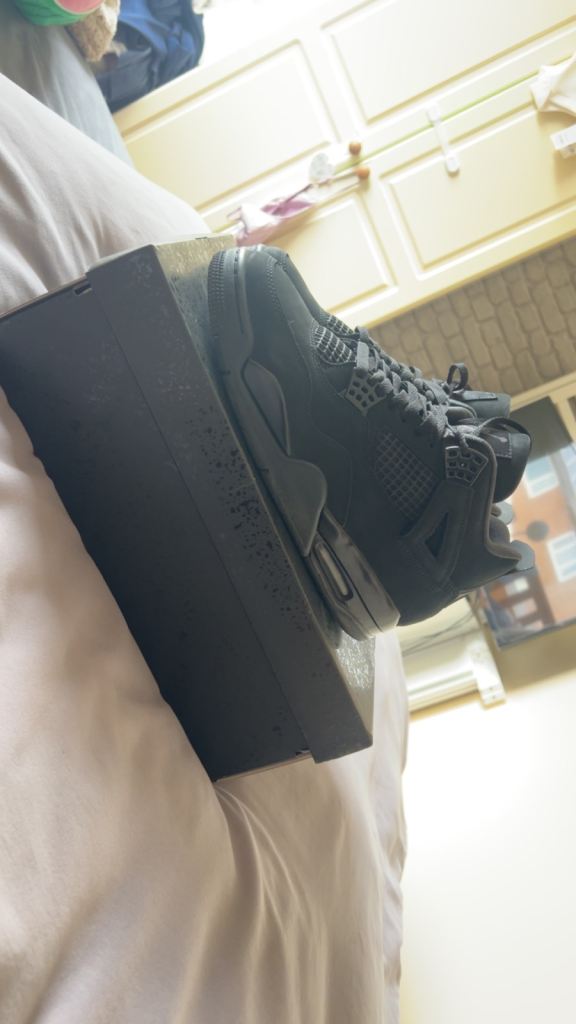 Jordan 4 Black cat