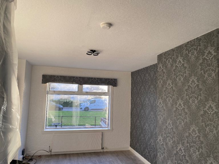 Newly Refurbished Unfurnished 2 Bedroom house
