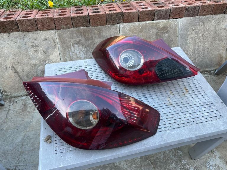 2009-2014 Vauxhall Corsa Tail lights