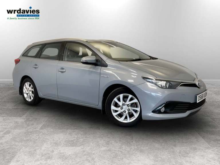2018 Toyota Auris 1.8 Hybrid Icon Tech TSS 5dr CVT Estate Hybrid Automatic