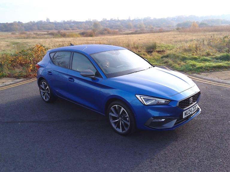 2024 SEAT Leon 1.4 eHybrid 13kWh FR Sport Hatchback 5dr Petrol Plug-in Hybrid DSG Euro 6 ( HATCHB...