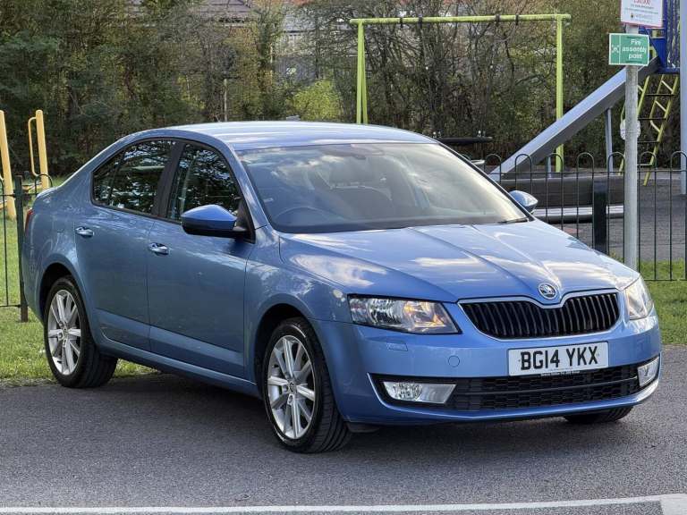 2014 Skoda Octavia 2.0 TDI CR Elegance 5dr DSG HATCHBACK DIESEL Automatic