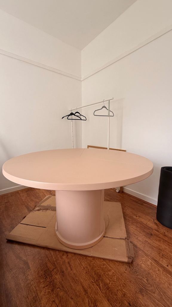 Dinning table 